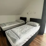 Bogi's - * لاكيرتشين