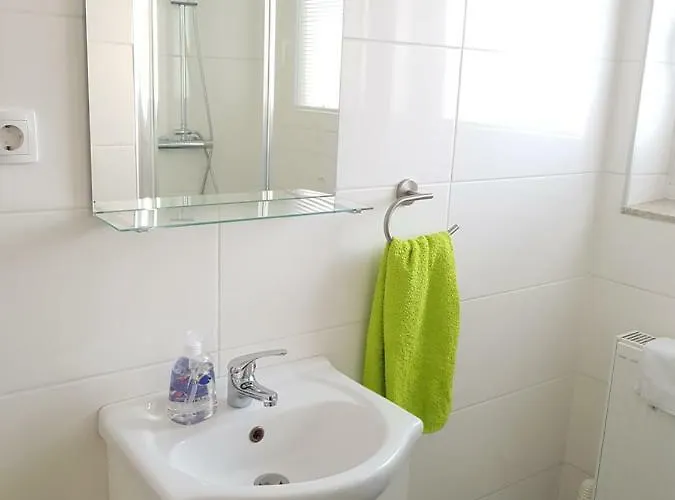 Bogi's - 招待所 拉基兴