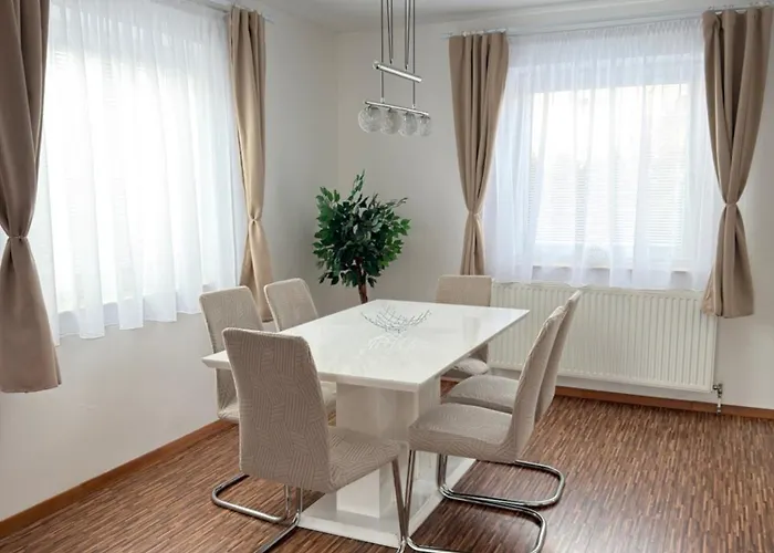 ゲストハウス Bogi's - *